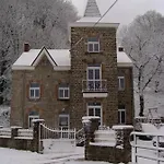 度假居 Petit Chateau De Harze 艾韦