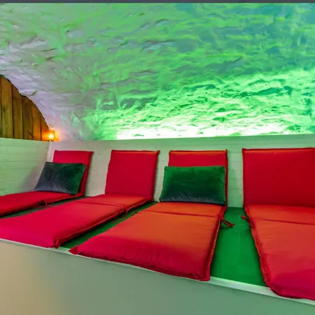 Petit Chateau De Harze *