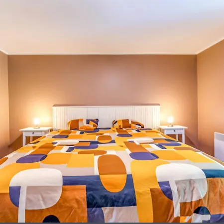 Petit Chateau De Harze * 아이웨일