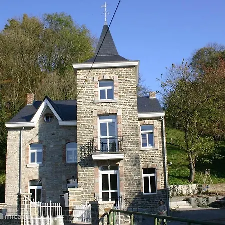 펜션 Petit Chateau De Harze 아이웨일