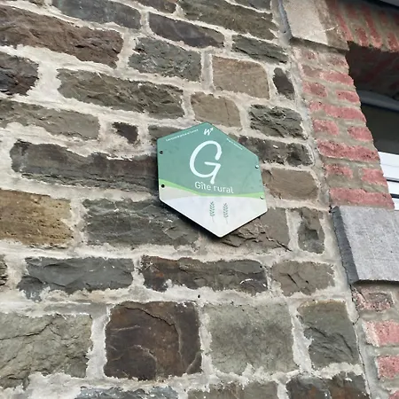 Petit Chateau De Harze 펜션 *