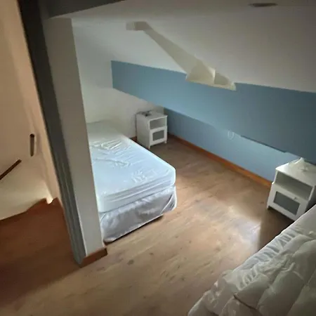 Petit Chateau De Harze 아이웨일